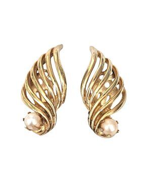 Vintage Gold Tone Faux Pearl Clip On Fan Earrings